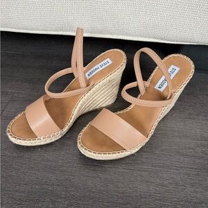 Steve Madden Tan Wedge Sandals